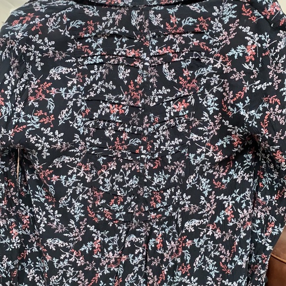 ✨Anthropologie Maeve Floral Blouse✨ - Picture 8 of 8